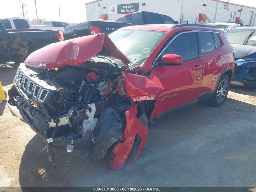 VIN 3C4NJCBB8KT685826 2019 JEEP COMPASS LATITUDE