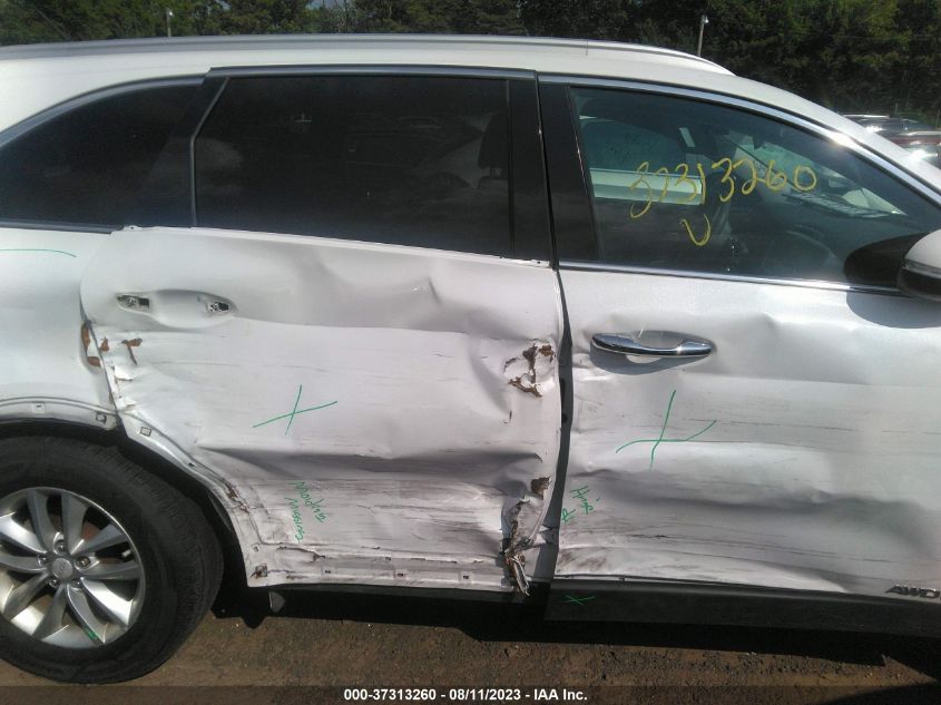 2016 KIA SORENTO LX - 5XYPGDA59GG135283
