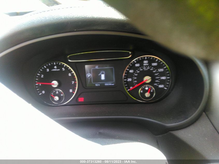 2016 KIA SORENTO LX - 5XYPGDA59GG135283