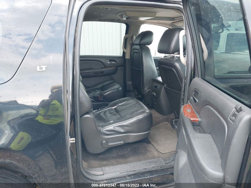 2013 CHEVROLET SUBURBAN LT - 1GNSKJE73DR104375
