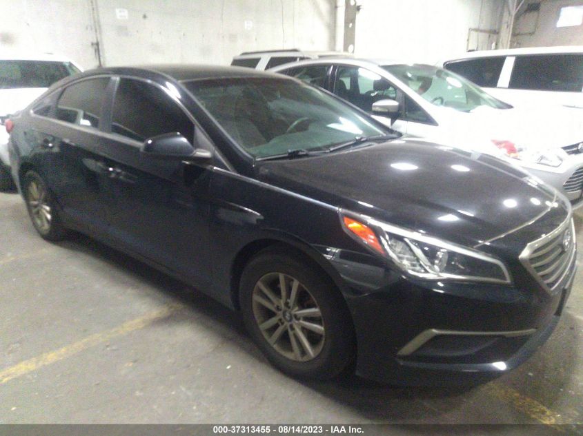 2016 HYUNDAI SONATA 2.4L SE - 5NPE24AF2GH432497