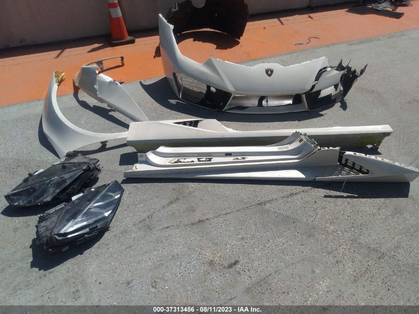 2016 Lamborghini Huracan - ZHWUR1ZF0GLA05142