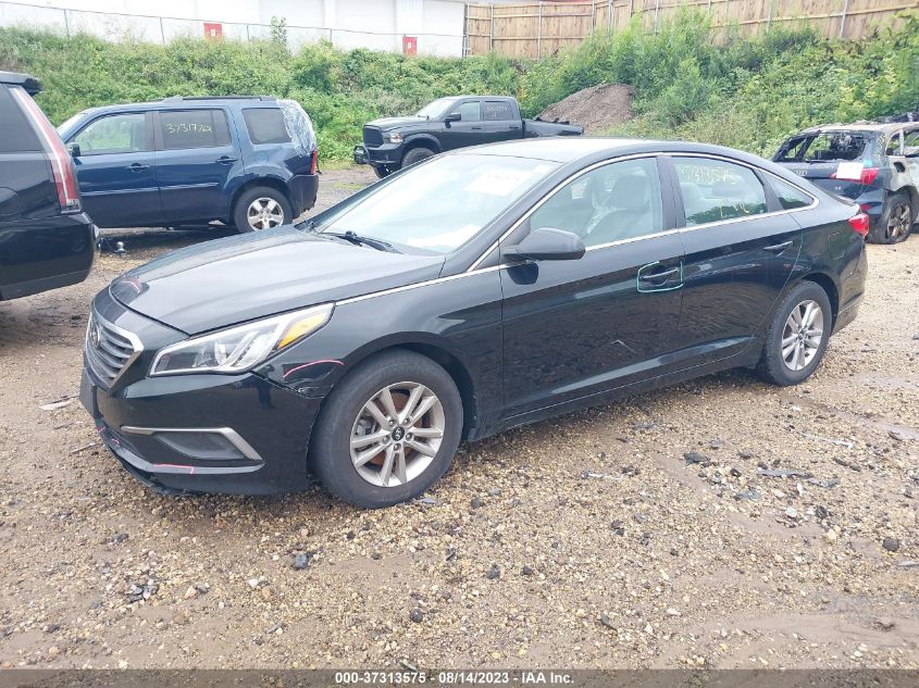 2016 HYUNDAI SONATA 2.4L SE - 5NPE24AF3GH385190