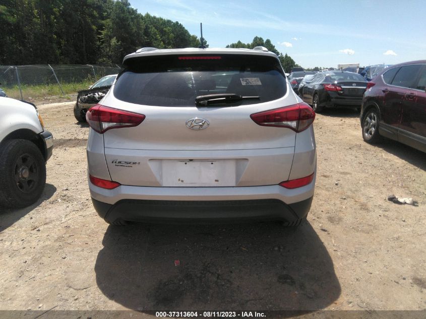 2017 HYUNDAI TUCSON LIMITED/SPORT AND ECO/SE - KM8J33A45HU263454