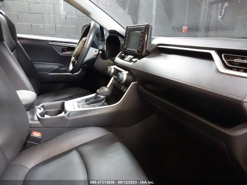 2021 TOYOTA RAV4 XLE PREMIUM - 2T3A1RFV9MW154412
