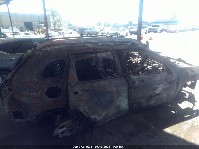 VIN 1C4PJMLX7KD460733 2019 JEEP CHEROKEE ALTITUDE