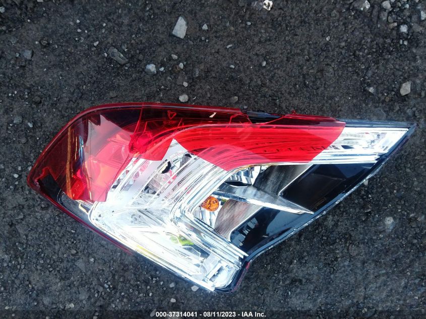 2020 HONDA CIVIC SEDAN EX - 19XFC1F31LE208084