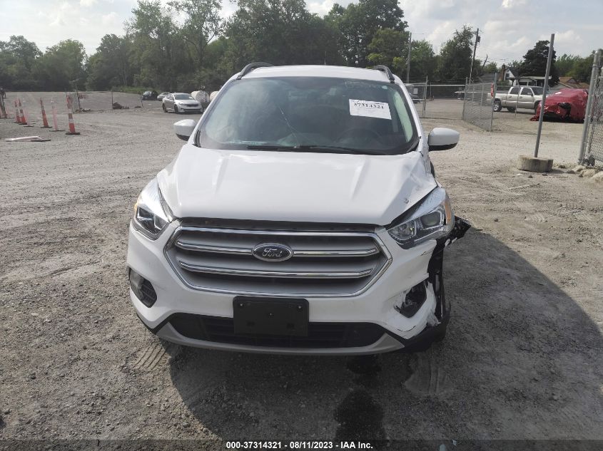 1FMCU9HD9JUB55648 2018 FORD ESCAPE, photo no. 12