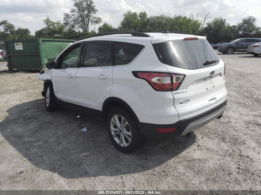 1FMCU9HD9JUB55648 2018 FORD ESCAPE, photo no. 3