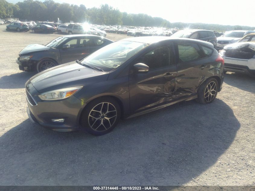 2015 FORD FOCUS SE - 1FADP3K28FL216107