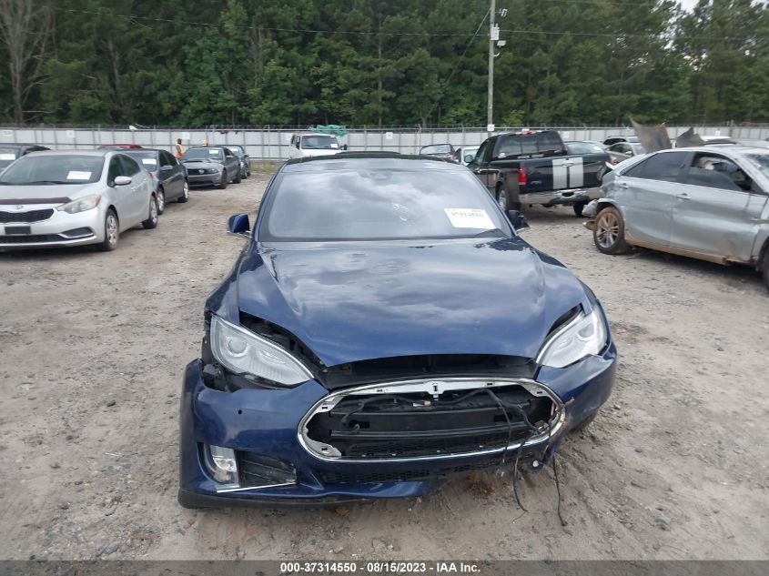 2016 TESLA MODEL S - 5YJSA1E22GF130587