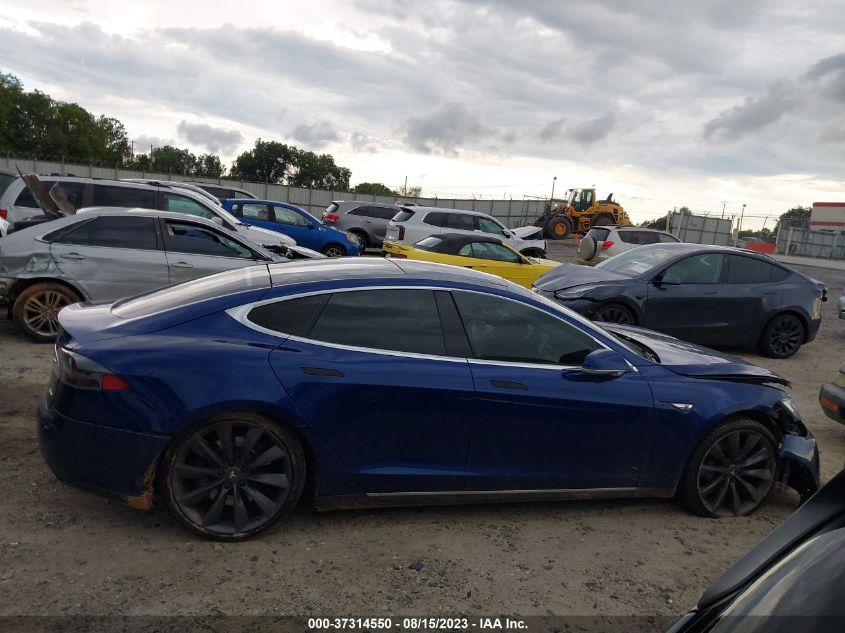 2016 TESLA MODEL S - 5YJSA1E22GF130587