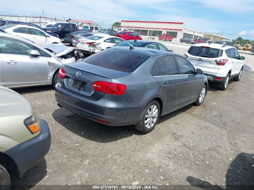 2014 VOLKSWAGEN JETTA SEDAN SE W/CONNECTIVITY - 3VWD07AJ2EM283309