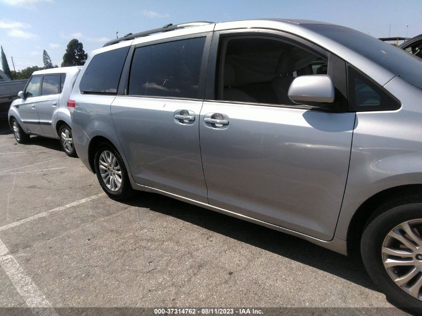 5TDYK3DC6BS064126 2011 TOYOTA SIENNA, photo no. 13