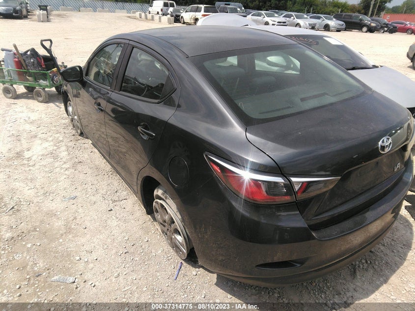 VIN 3MYDLBYV8HY183185 2017 TOYOTA YARIS IA