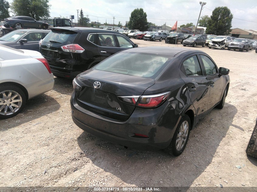VIN 3MYDLBYV8HY183185 2017 TOYOTA YARIS IA