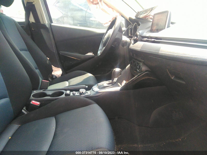 VIN 3MYDLBYV8HY183185 2017 TOYOTA YARIS IA