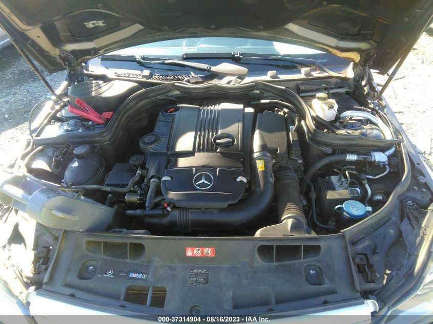 2013 MERCEDES-BENZ C-CLASS C 250 - WDDGF4HB7DR245590