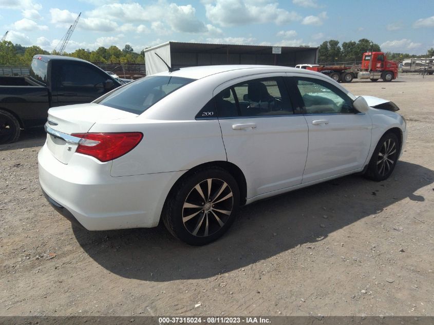 2014 CHRYSLER 200 TOURING - 1C3CCBBG3EN185136