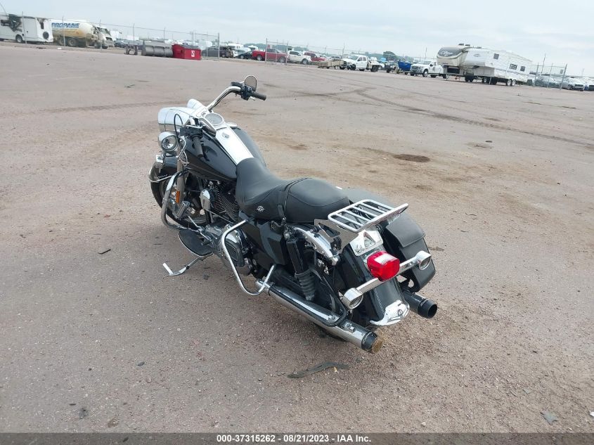 2010 HARLEY-DAVIDSON FLHRC 1HD1FR432AB641621