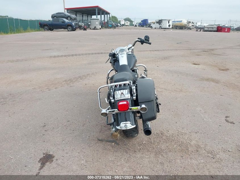 2010 HARLEY-DAVIDSON FLHRC 1HD1FR432AB641621