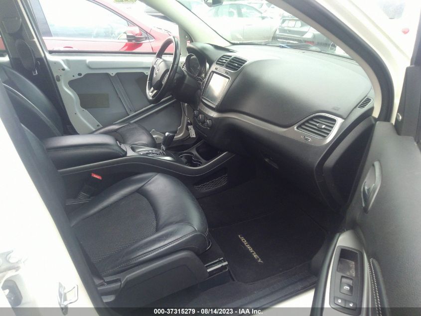 2016 DODGE JOURNEY CROSSROAD PLUS - 3C4PDDGG7GT144333