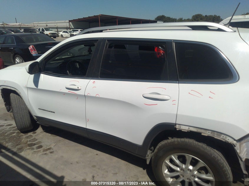 VIN 1C4PJLCB1KD266441 2019 JEEP CHEROKEE LATITUDE