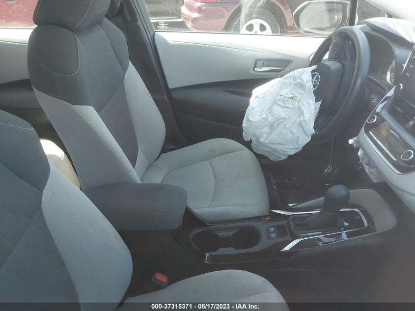 VIN 5YFEPRAE8LP138234 2020 TOYOTA COROLLA LE