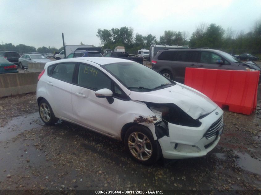 2015 FORD FIESTA SE - 3FADP4EJ3FM123664