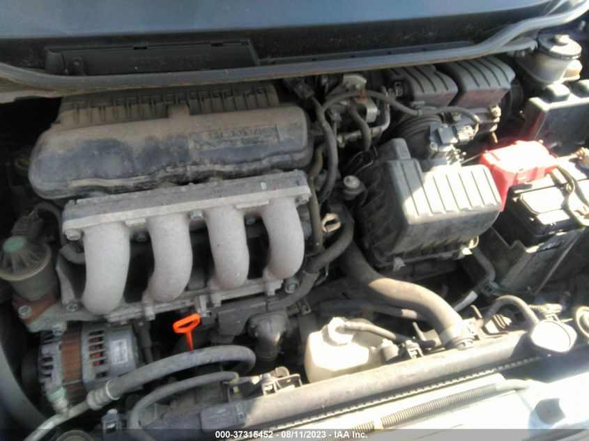 2013 HONDA FIT - JHMGE8H37DC013313