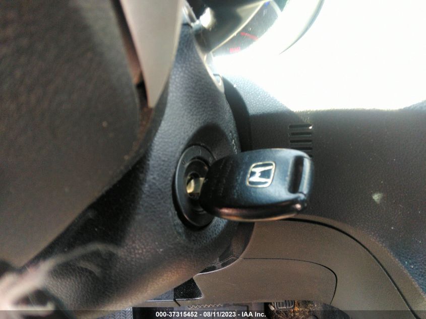 2013 HONDA FIT - JHMGE8H37DC013313