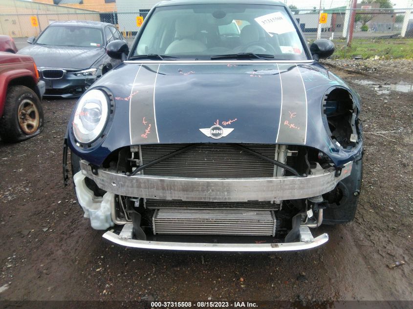 2015 MINI COOPER HARDTOP 4 DOOR WMWXS5C57FT832694