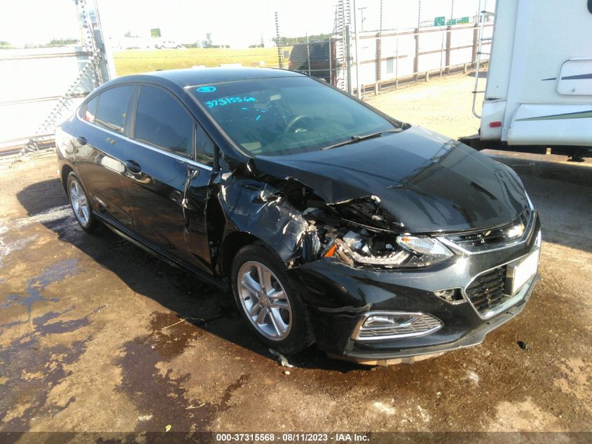 2018 CHEVROLET CRUZE LT - 1G1BE5SM1J7243616