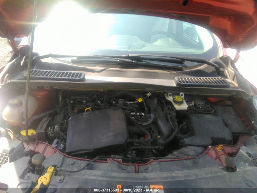 VIN 1FMCU9GD8KUB09800 2019 FORD ESCAPE SE