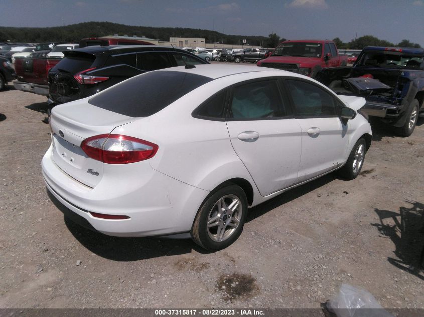 2018 FORD FIESTA SE - 3FADP4BJXJM109788