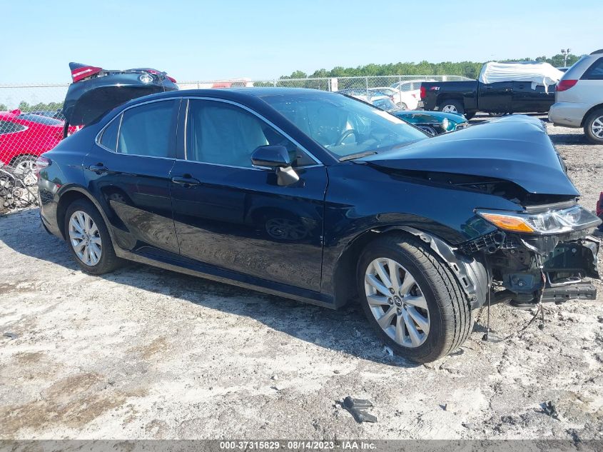 2018 TOYOTA CAMRY LE/SE/XLE/L - 4T1B11HK6JU586405
