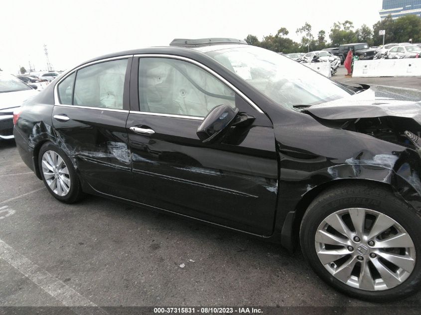 2015 HONDA ACCORD SEDAN EX - 1HGCR2F78FA064682