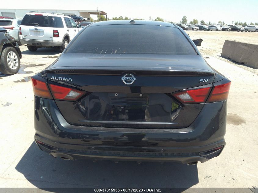 1N4BL4DV0KC115699 Nissan Altima 2.5 SV 17