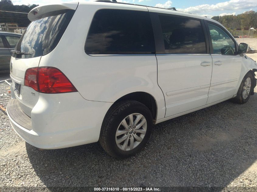 2014 VOLKSWAGEN ROUTAN SE W/RSE & NAVIGATION 2C4RVABG8ER134356