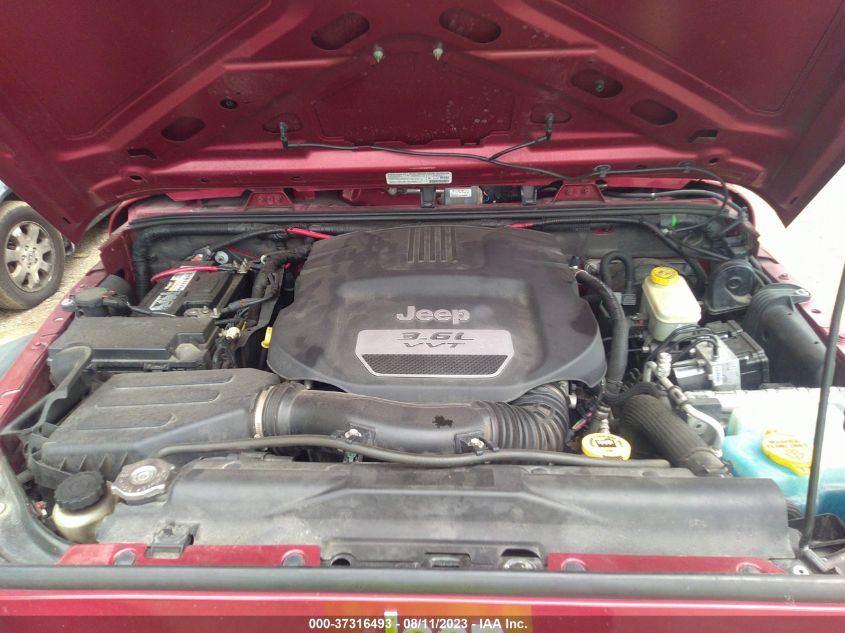 2013 JEEP WRANGLER UNLIMITED SPORT - 1C4BJWDG1DL589516