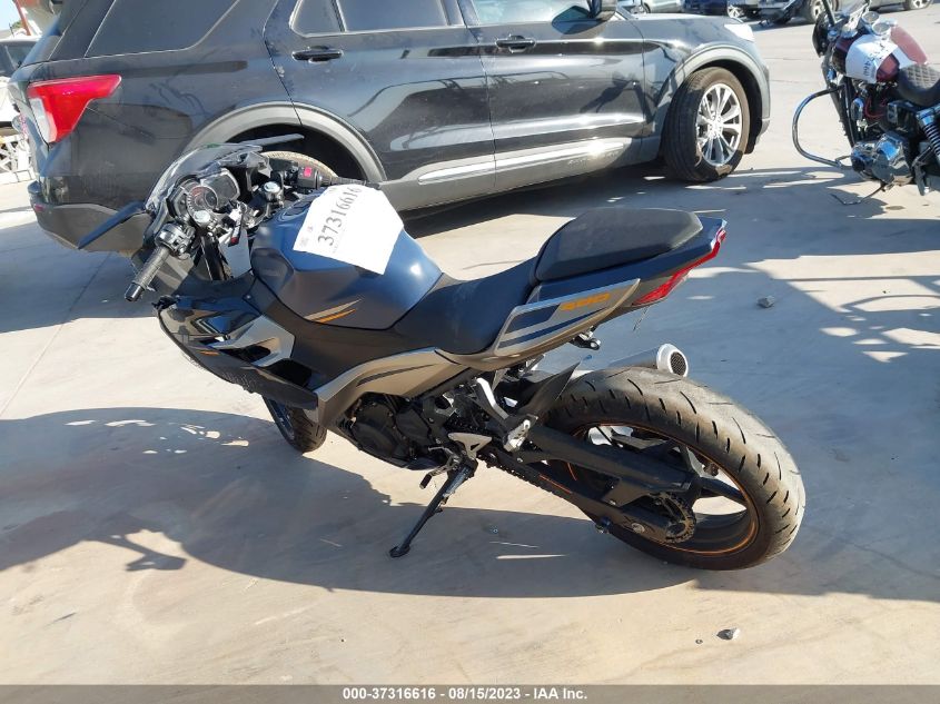 2023 KAWASAKI EX400 JKAEXKG1XPDAL4118