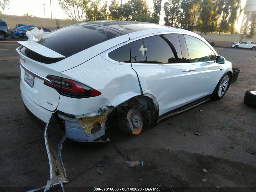 2018 TESLA MODEL X - 5YJXCBE24JF115912