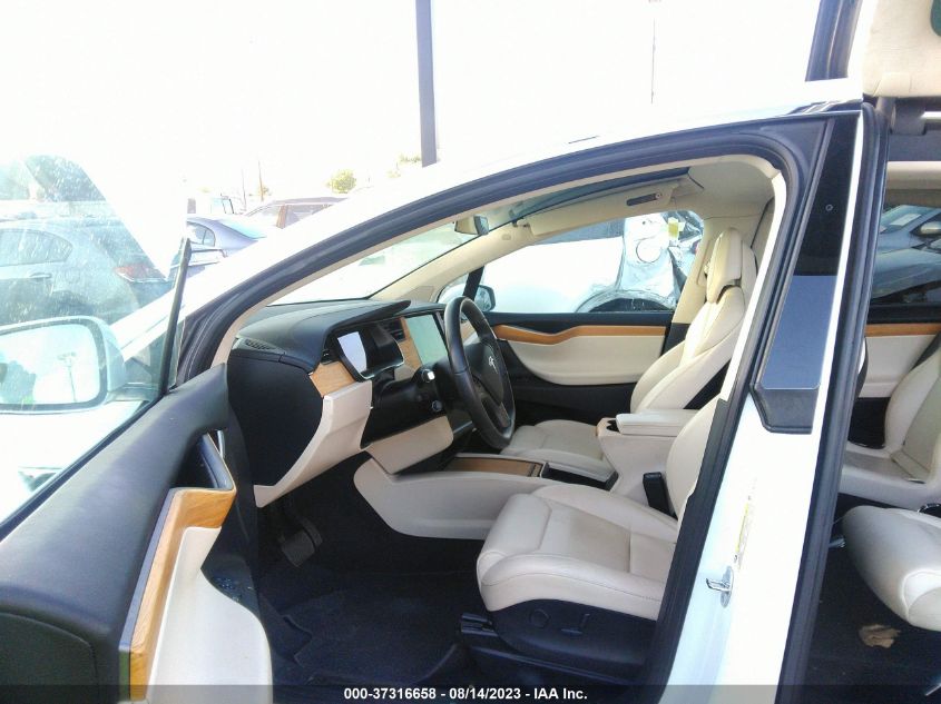 2018 TESLA MODEL X - 5YJXCBE24JF115912