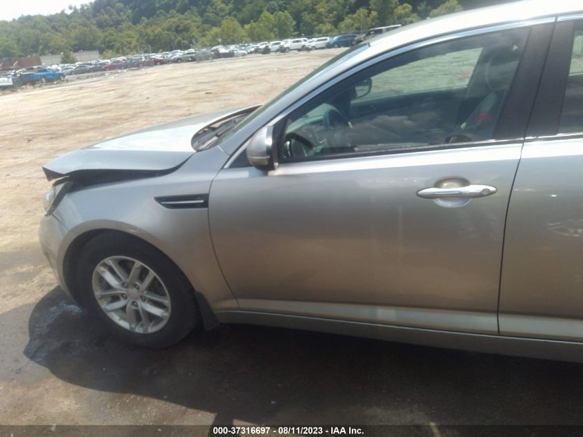 2013 KIA OPTIMA LX - KNAGM4A70D5380078