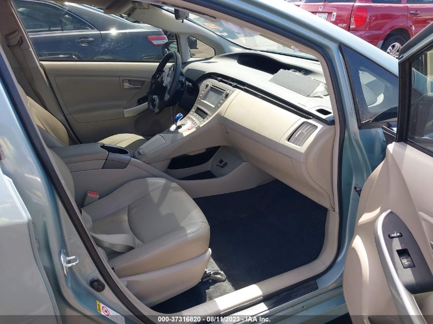 2015 TOYOTA PRIUS FOUR - JTDKN3DU6F1937687