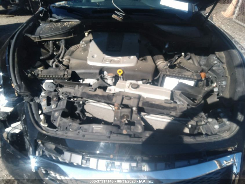 2015 INFINITI Q70 JN1BY1AR3FM562533