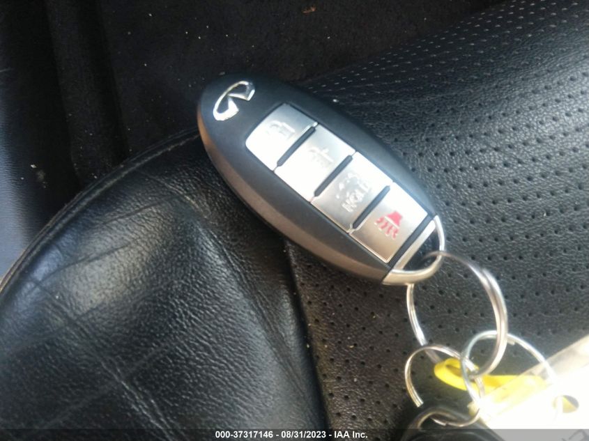 2015 INFINITI Q70 JN1BY1AR3FM562533
