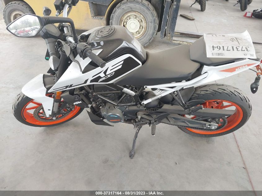 2020 KTM 200 DUKE - MD2JPC403LC089961