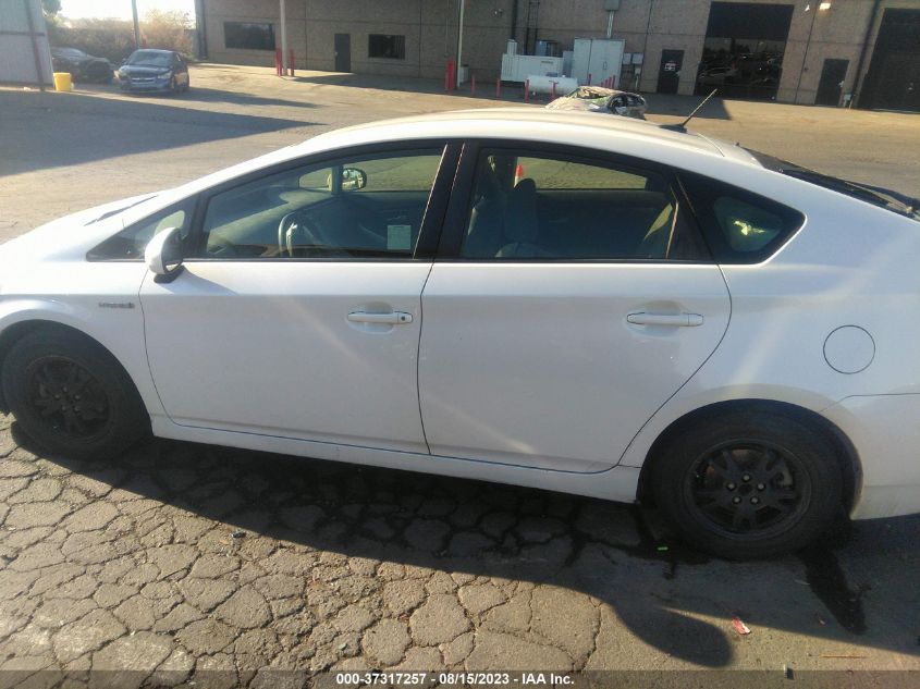 2013 TOYOTA PRIUS ONE/TWO/THREE/FOUR/FIVE - JTDKN3DU5D5557388
