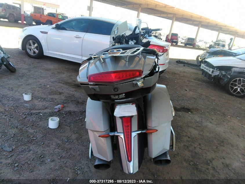 2014 VICTORY MOTORCYCLES CROSS COUNTRY TOUR/TOUR 15TH ANNIV 5VPTW36N5E3038119